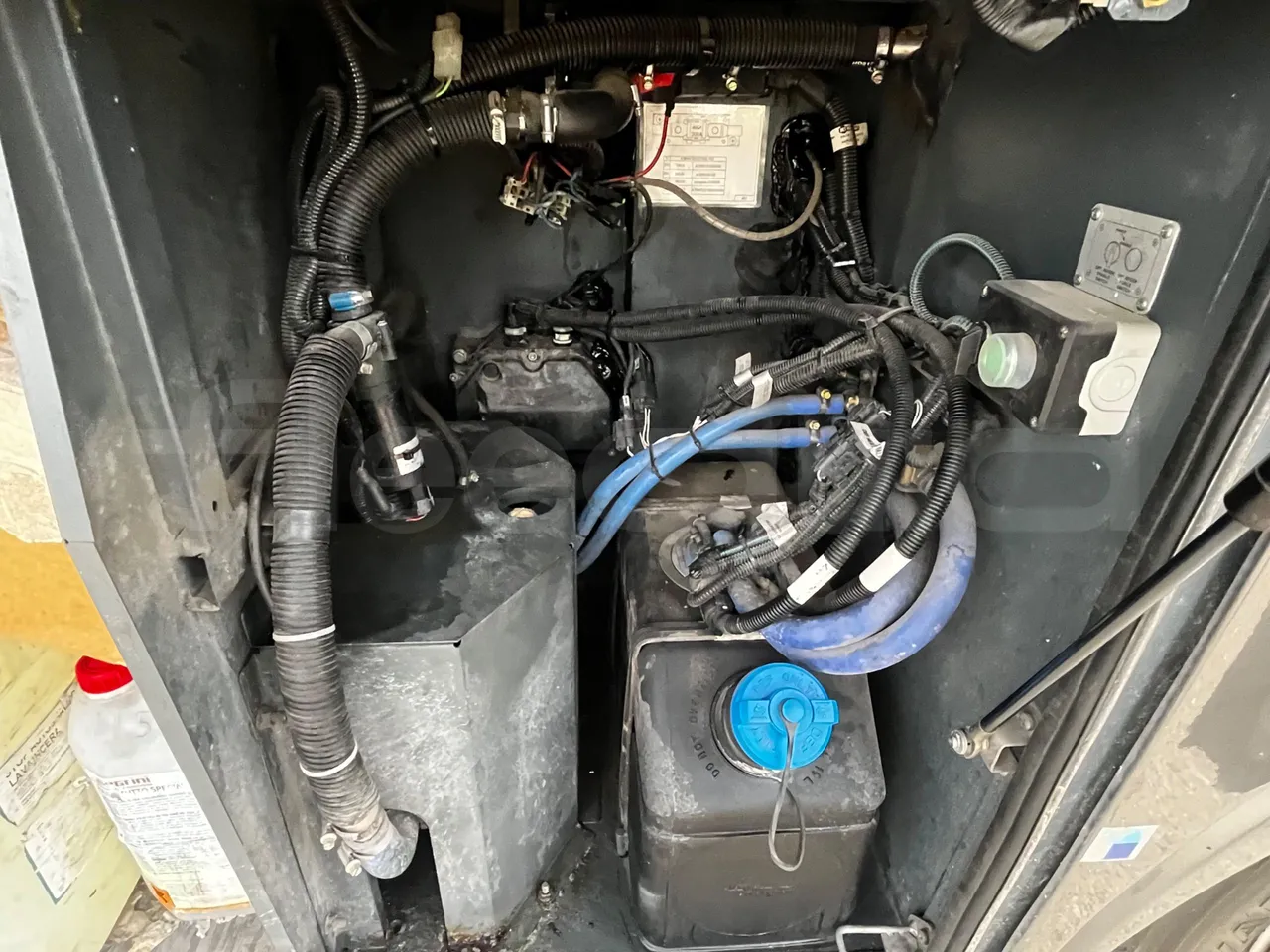 Temsa MD7 MD7 - Euro6 - 129kW - 7.745mt - engine plate photo