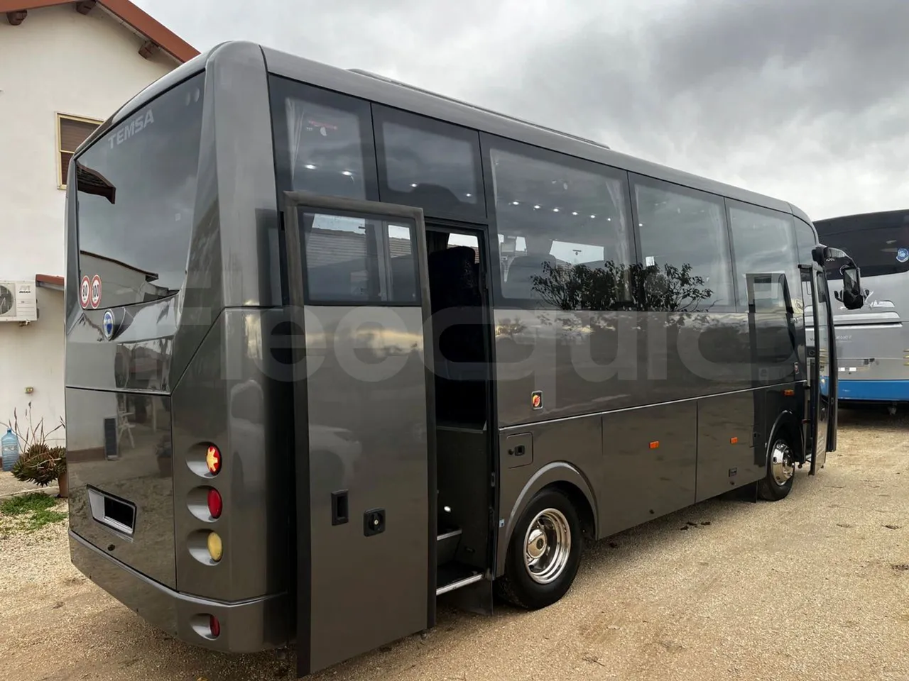 Temsa MD7 MD7 - Euro6 - 129kW - 7.745mt - 3/4 right rear doors open