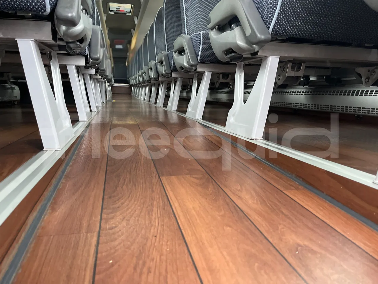 Man Lion's Coach R07/ Euro 6 - 294 Kw - 12 Mt - seat brackets photo