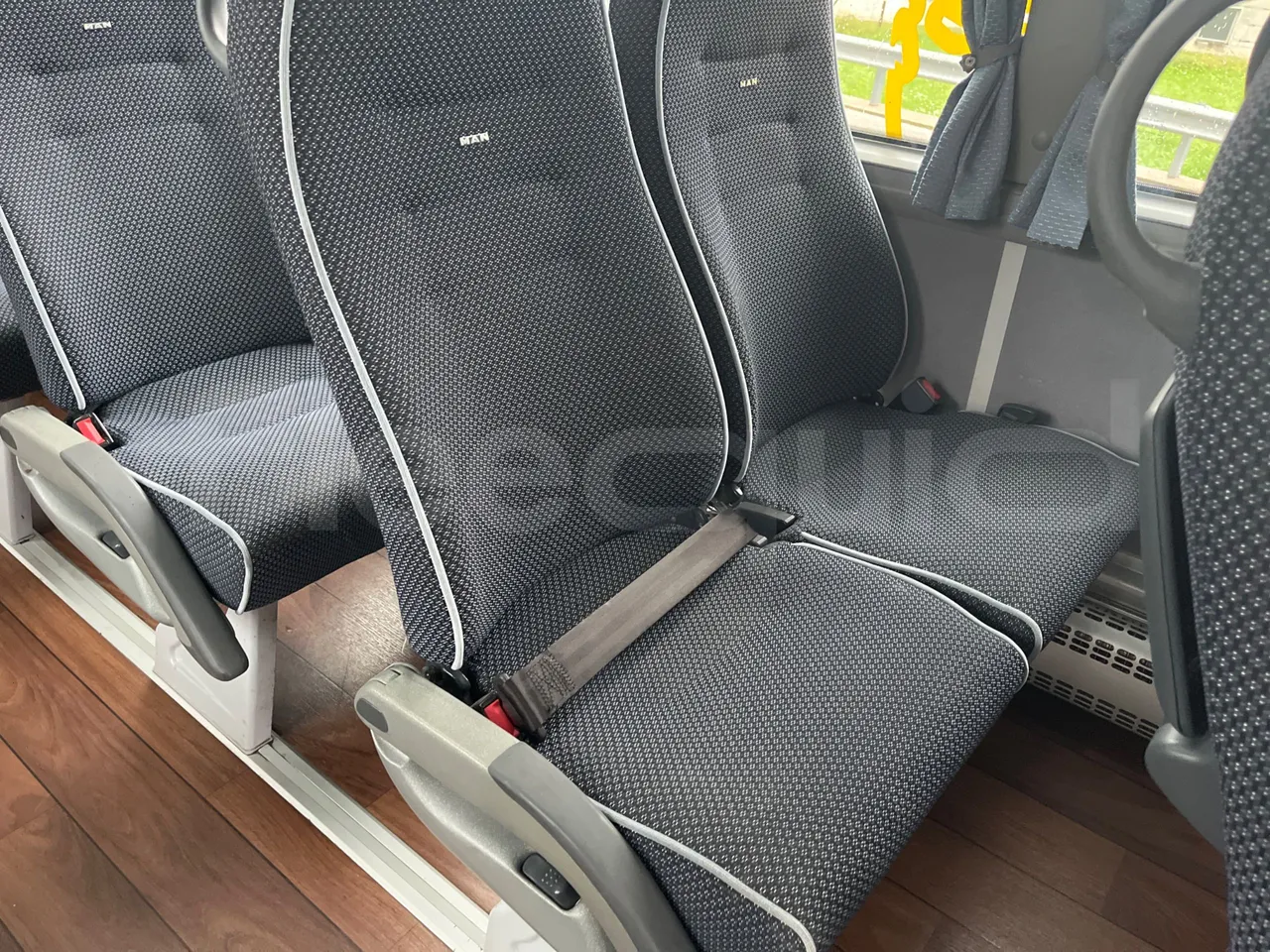Man Lion's Coach R07/ Euro 6 - 294 Kw - 12 Mt - central seat safety belt
