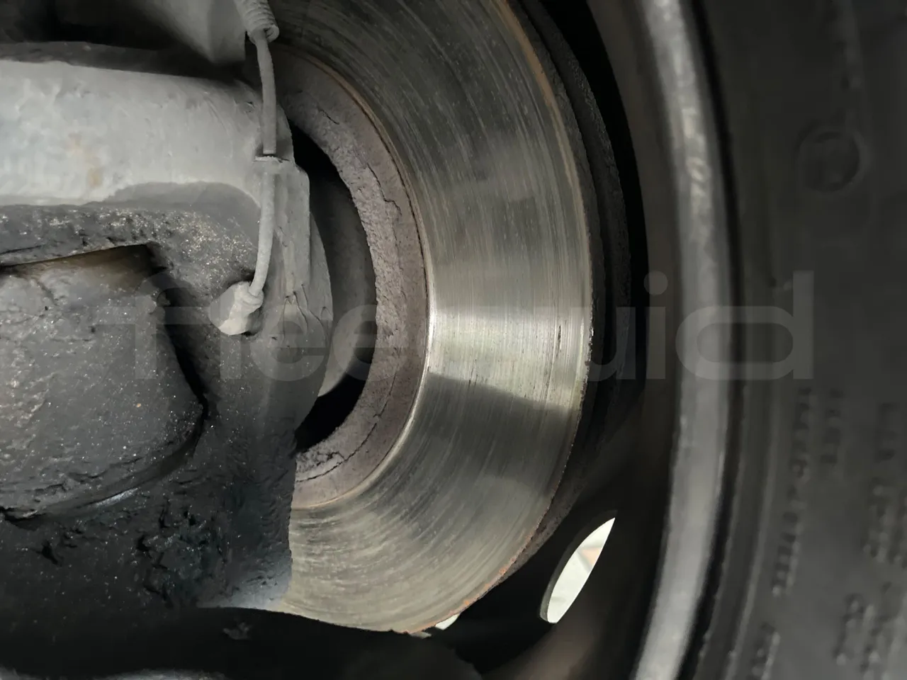 Man Lion's Coach R07/ Euro 6 - 294 Kw - 12 Mt - front discs left