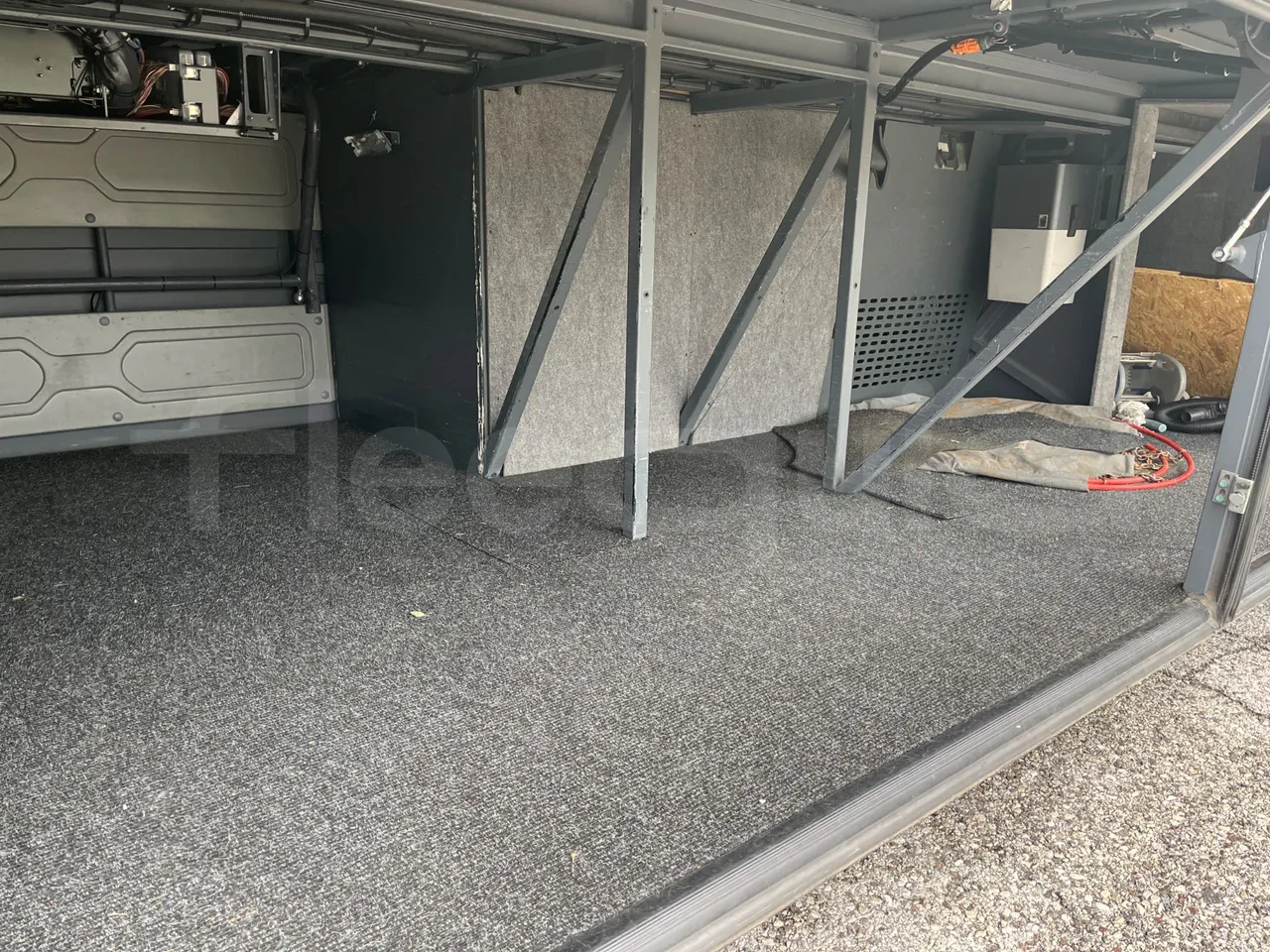 Man Lion's Coach R07/ Euro 6 - 294 Kw - 12 Mt - internal frame rust check