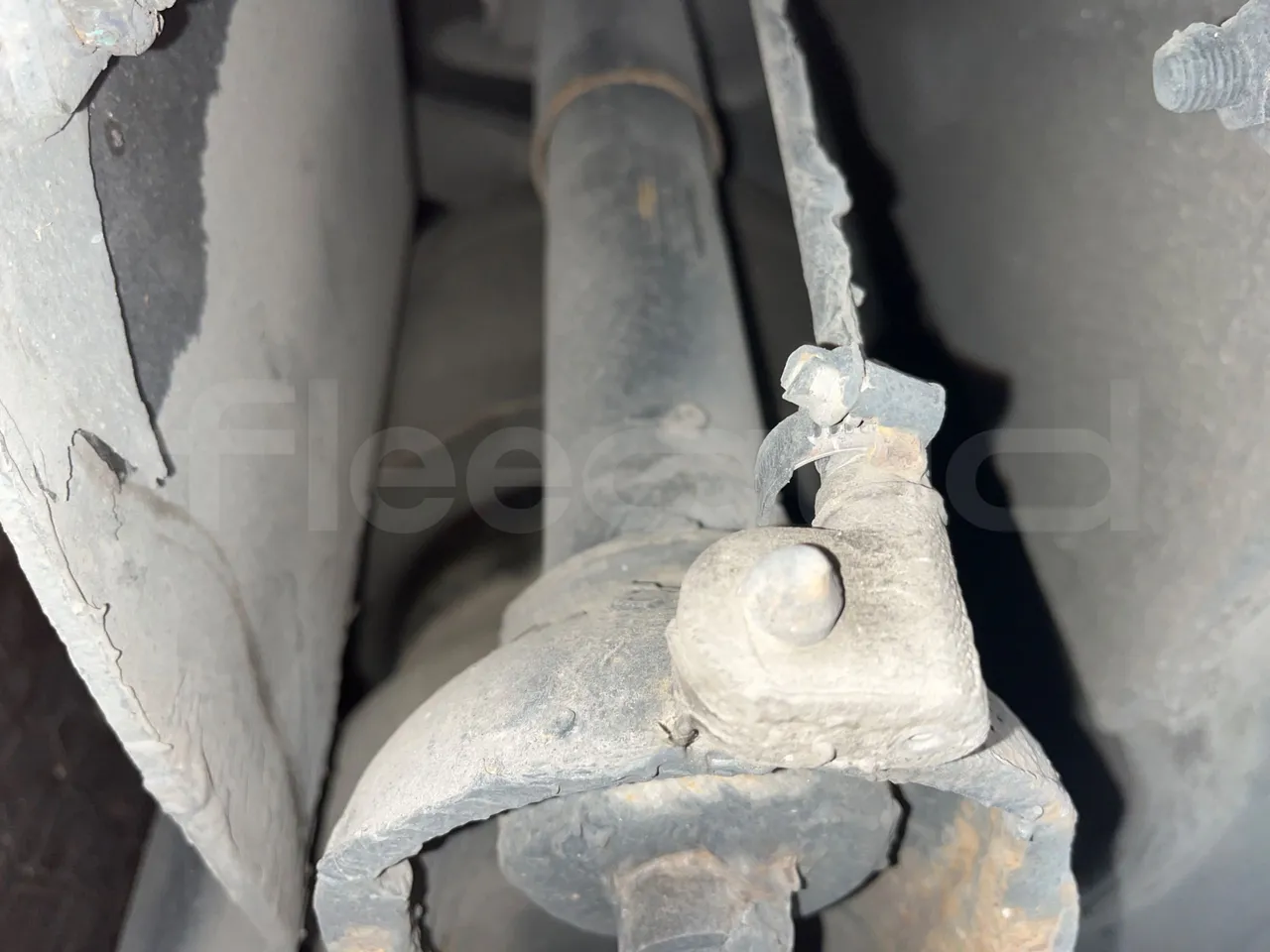 Man Lion's Coach R07/ Euro 6 - 294 Kw - 12 Mt - axle 2 shock absorbers 1 right