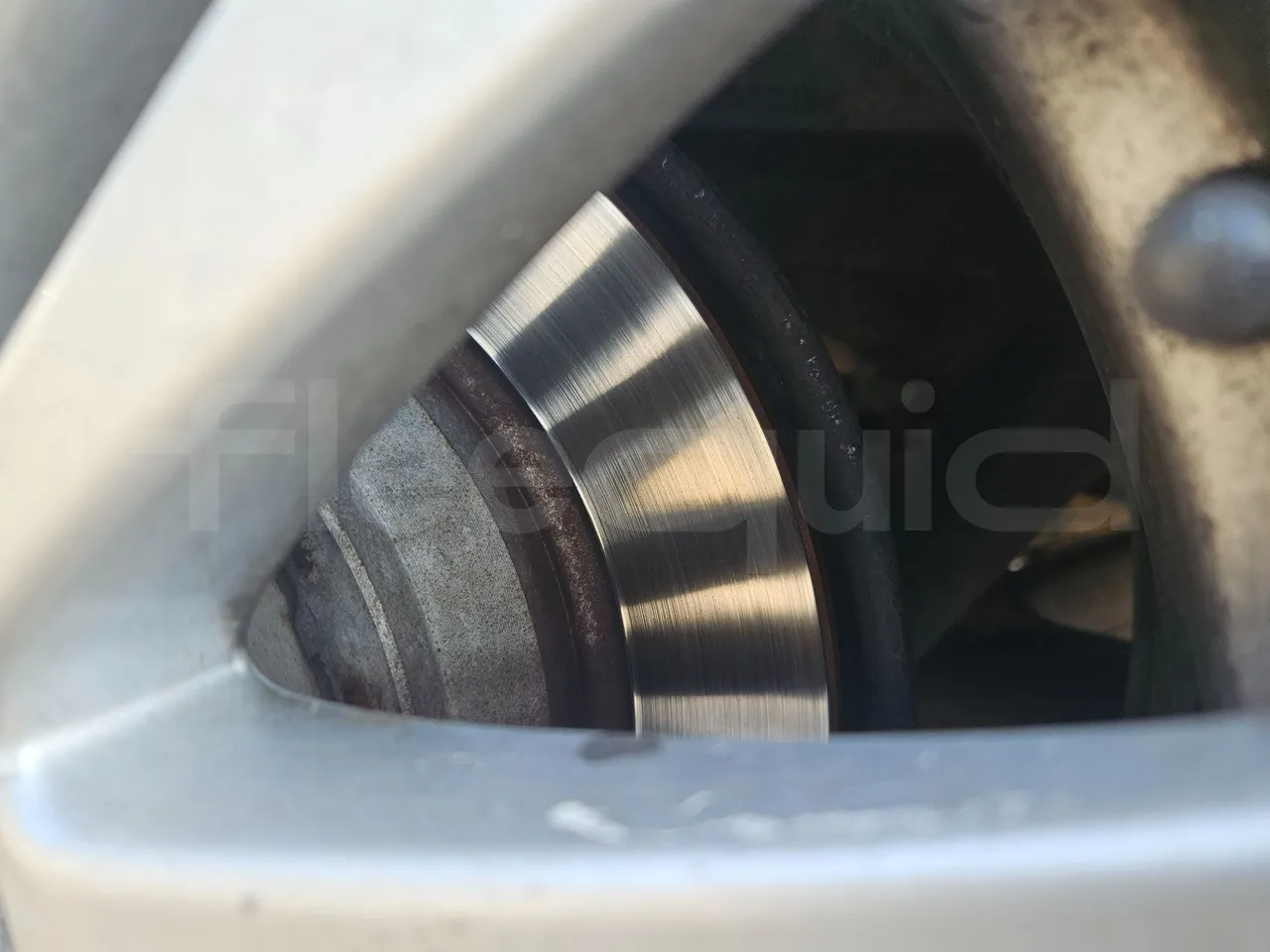 Mercedes-Benz Vito Tourer 116CDI - EUR6 - 120kW - 5.140m - axle 2 caliper brakes right