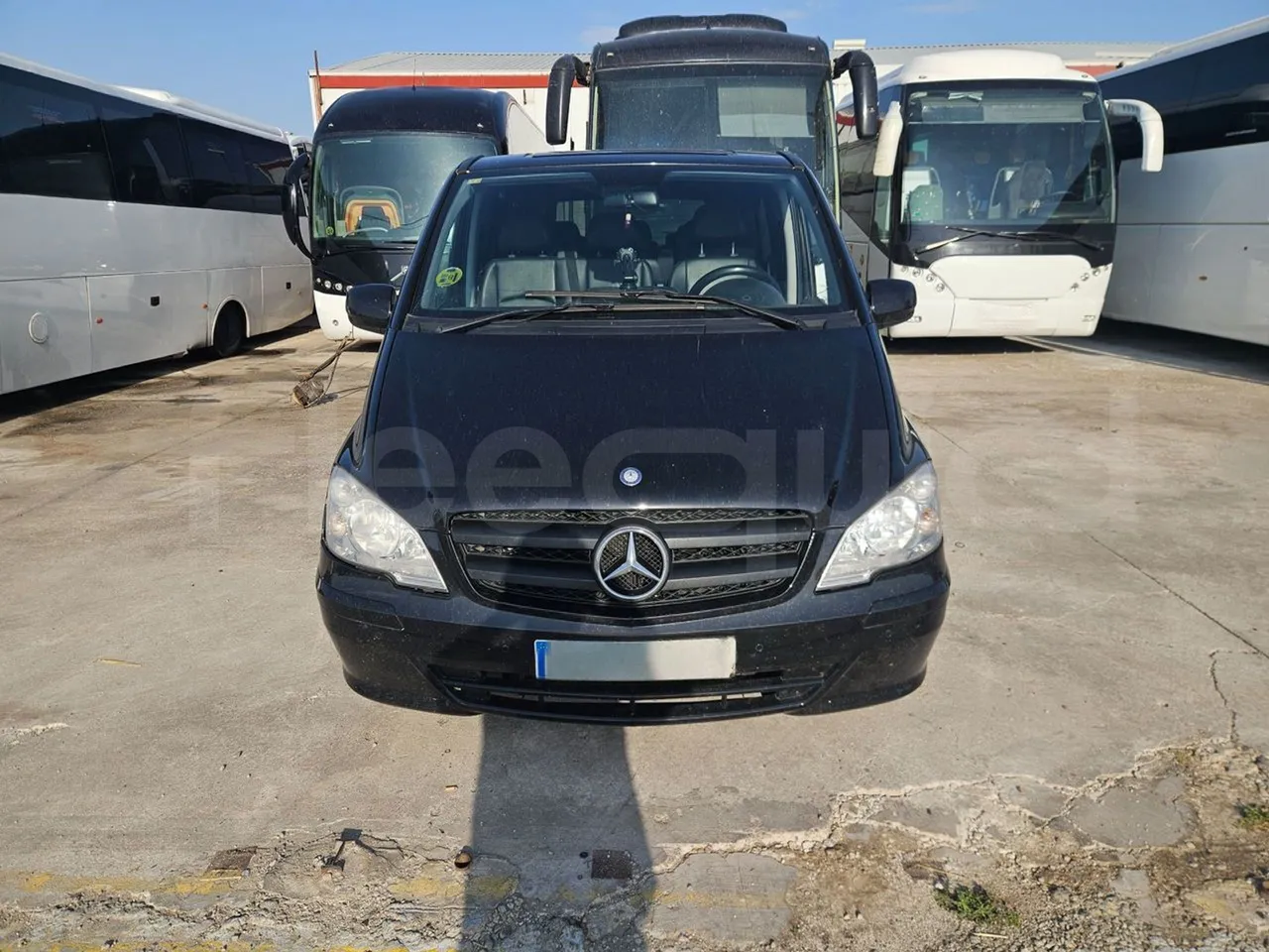 Mercedes-Benz Vito Tourer 116CDI - EUR6 - 120kW - 5.140m - front photo