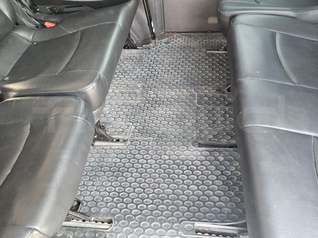 Mercedes-Benz Vito Tourer 116CDI - EUR6 - 120kW - 5.140m - floor hatches photo