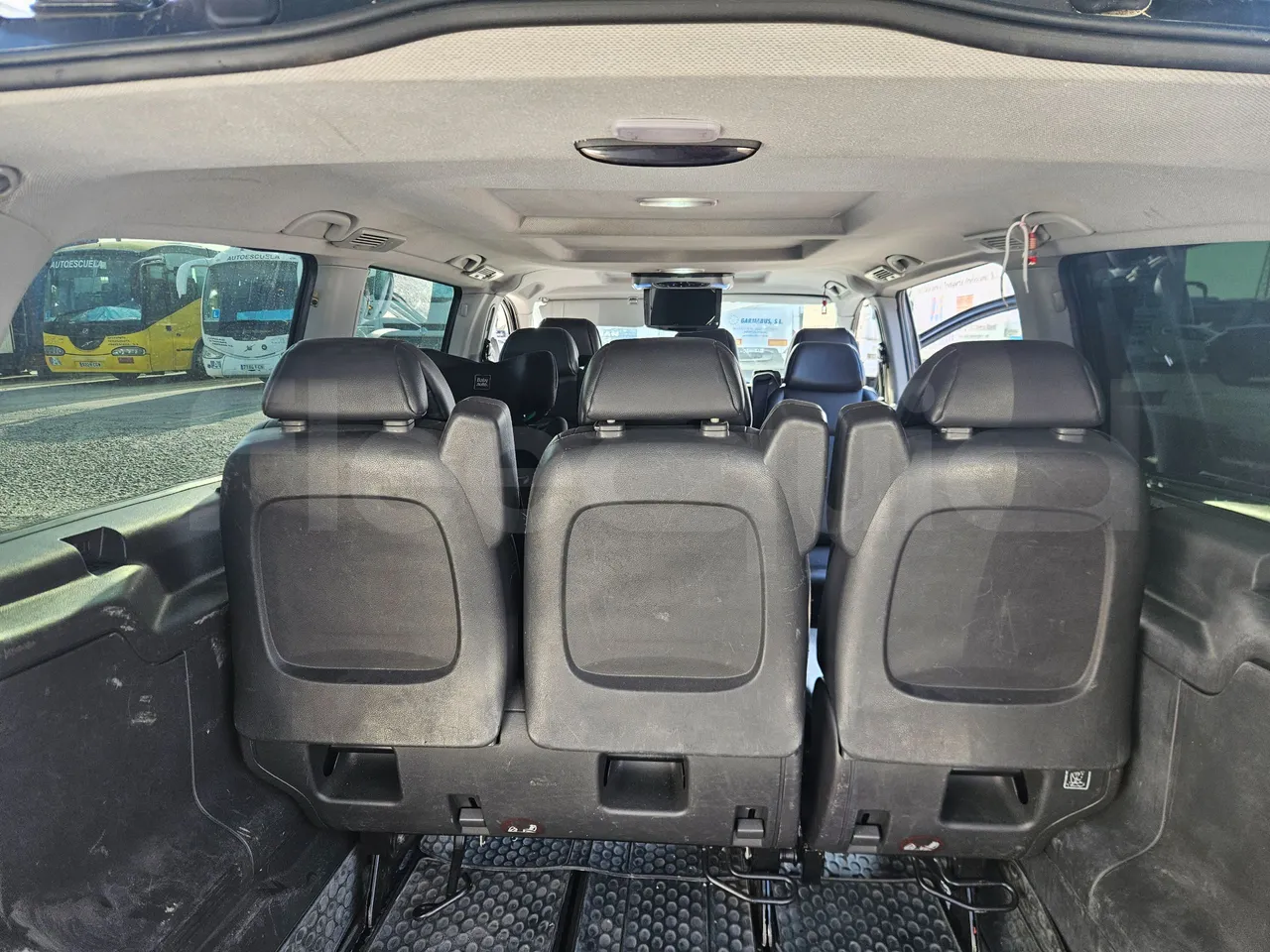 Mercedes-Benz Vito Tourer 116CDI - EUR6 - 120kW - 5.140m - forward view all seats last row height