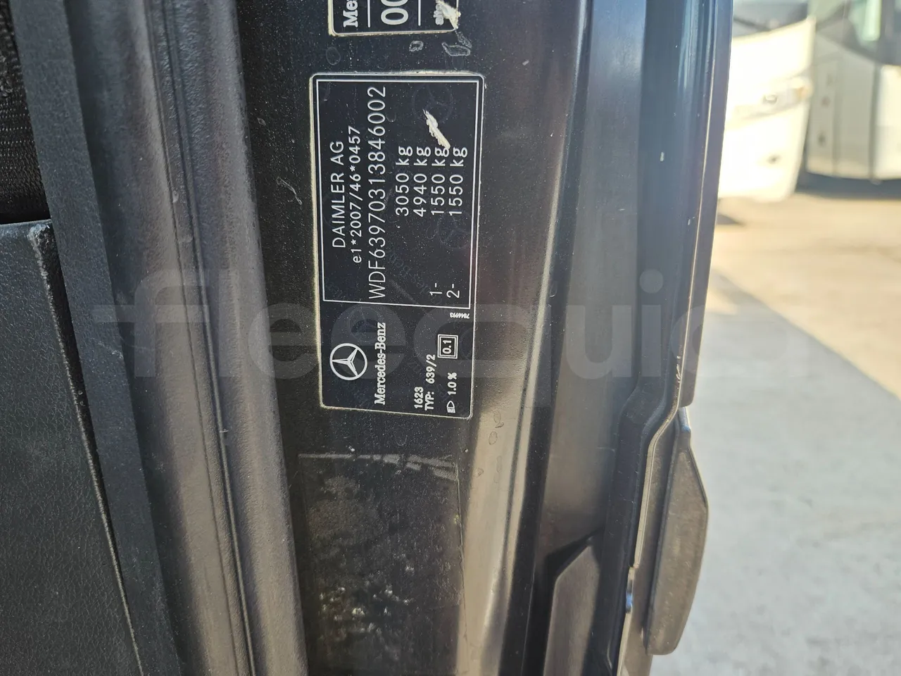 Mercedes-Benz Vito Tourer 116CDI - EUR6 - 120kW - 5.140m - vehicle plate photo