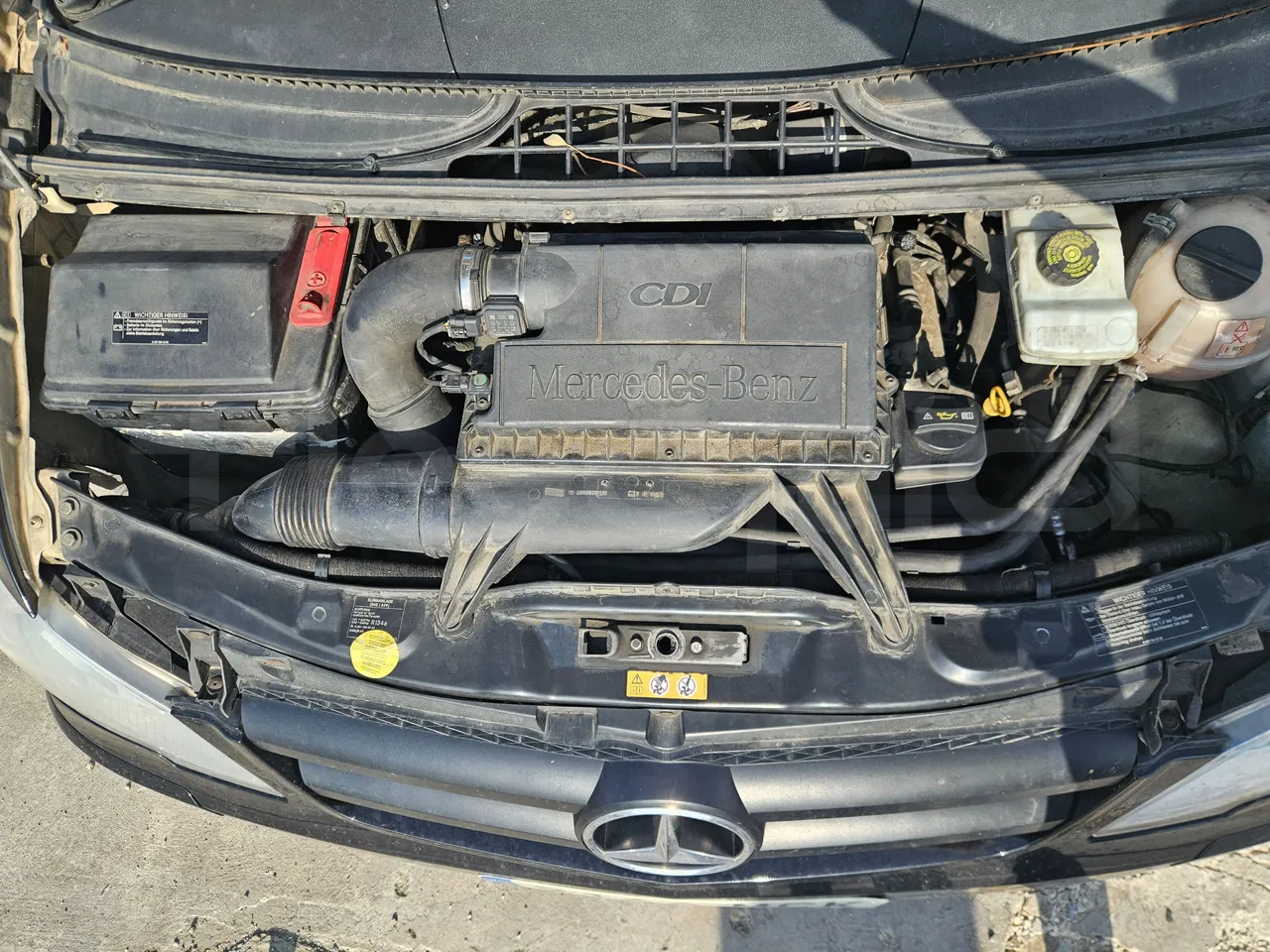 Mercedes-Benz Vito Tourer 116CDI - EUR6 - 120kW - 5.140m - rear hatch open (mandatory for bus to scrap)