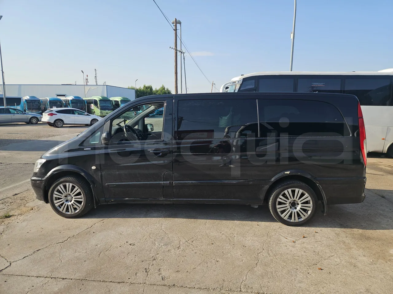 Mercedes-Benz Vito Tourer 116CDI - EUR6 - 120kW - 5.140m - left side photo