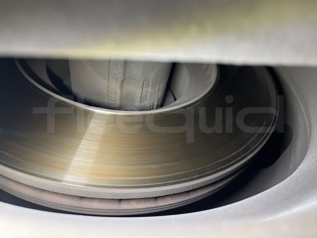 Mercedes-Benz O 530 5303/P - Euro 5 - 210 kW - 11.950 mt - axle 2 discs left