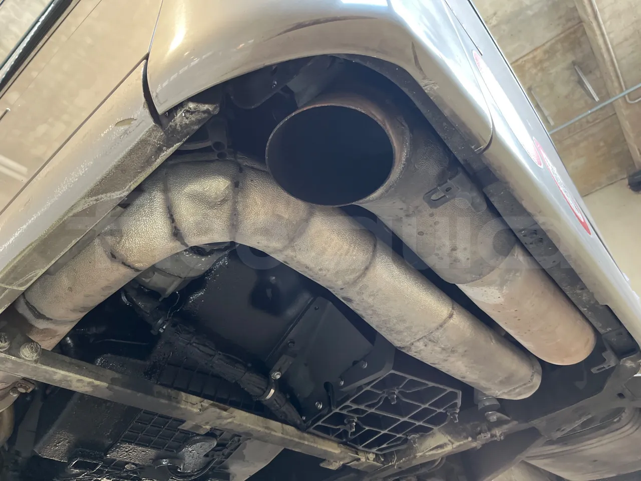 Mercedes-Benz O 530 5303/P - Euro 5 - 210 kW - 11.950 mt - exhaust photo