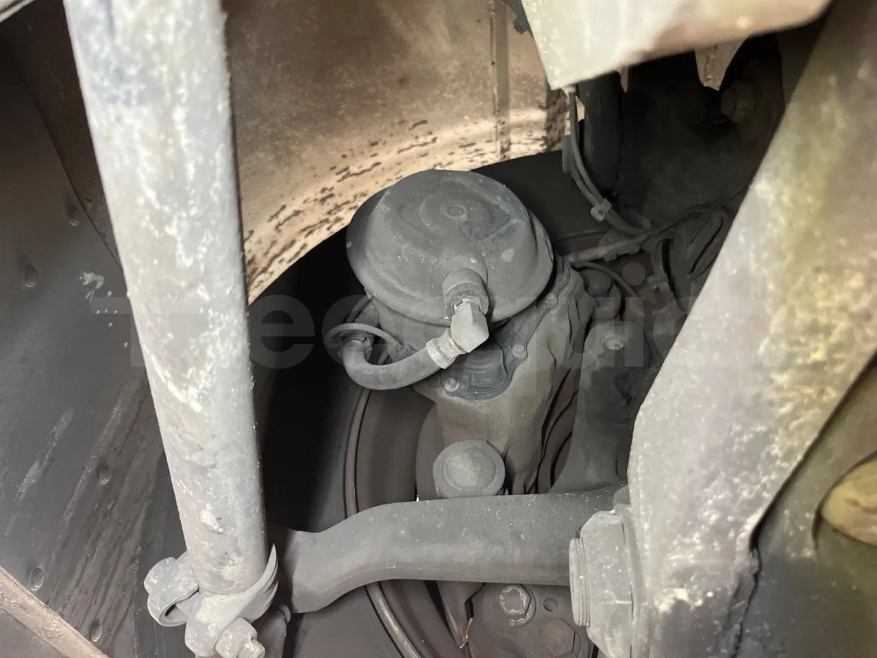 Mercedes-Benz O 530 5303/P - Euro 5 - 210 kW - 11.950 mt - front brake calipers right