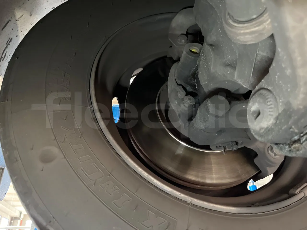 Mercedes-Benz O 530 5303/P - Euro 5 - 210 kW - 11.950 mt - front discs left