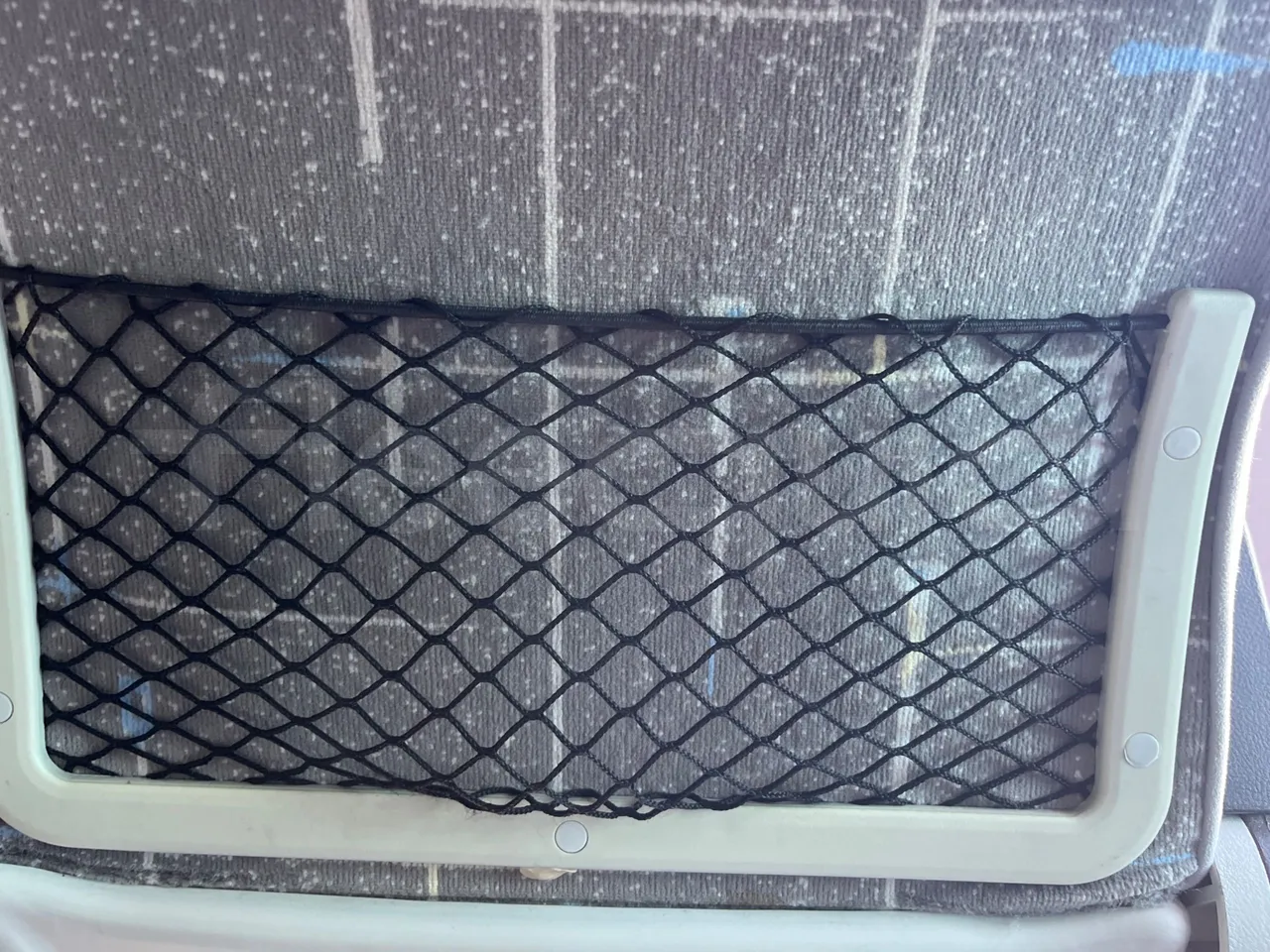 Ford Transit FBD -  Euro6 - 114kW - 6.704mt - mesh detail photo