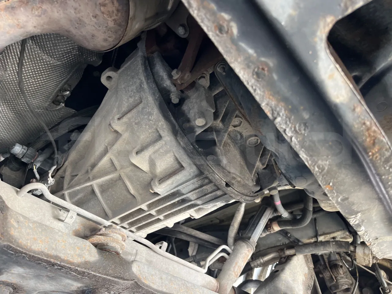 Ford Transit FBD -  Euro6 - 114kW - 6.704mt - gearbox photo