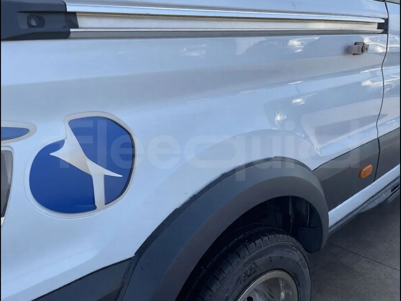 Ford Transit FBD -  Euro6 - 114kW - 6.704mt - turntable external (18m)