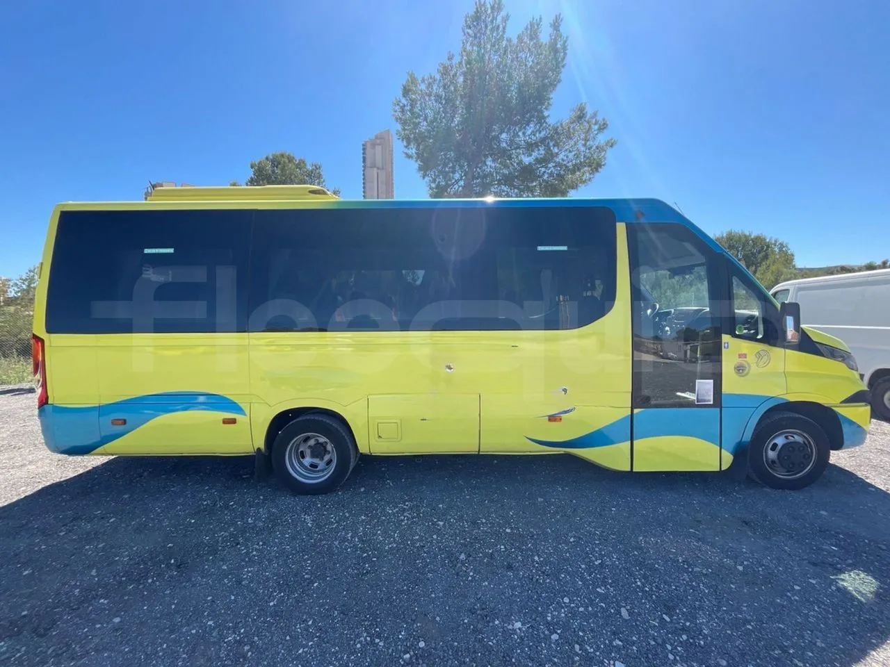 Iveco Ferqui Radius Dino - EUR6 - 132kW - 7.630m - right side doors closed
