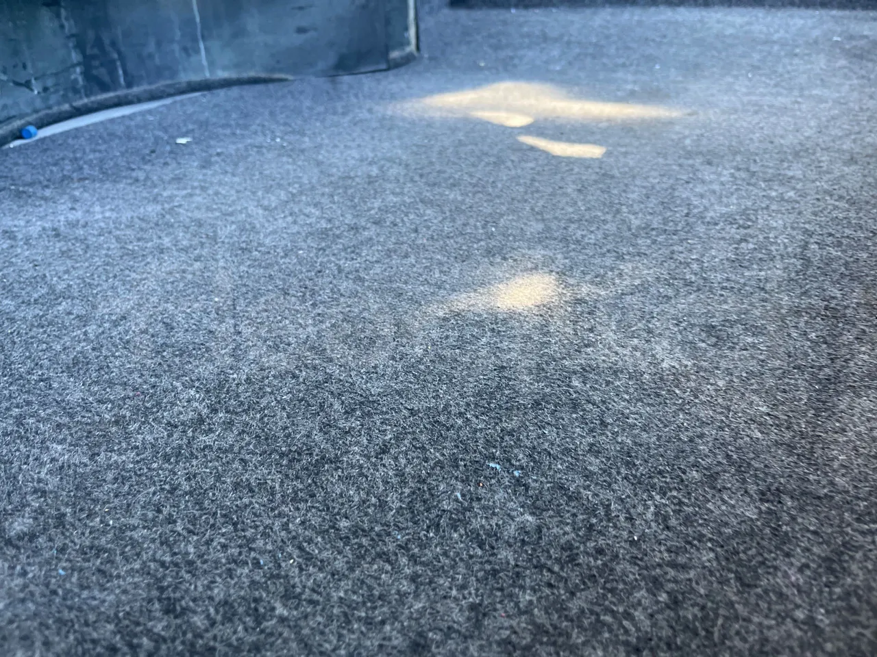 Iveco Ferqui Radius Dino - EUR6 - 132kW - 7.630m - under carpet photo