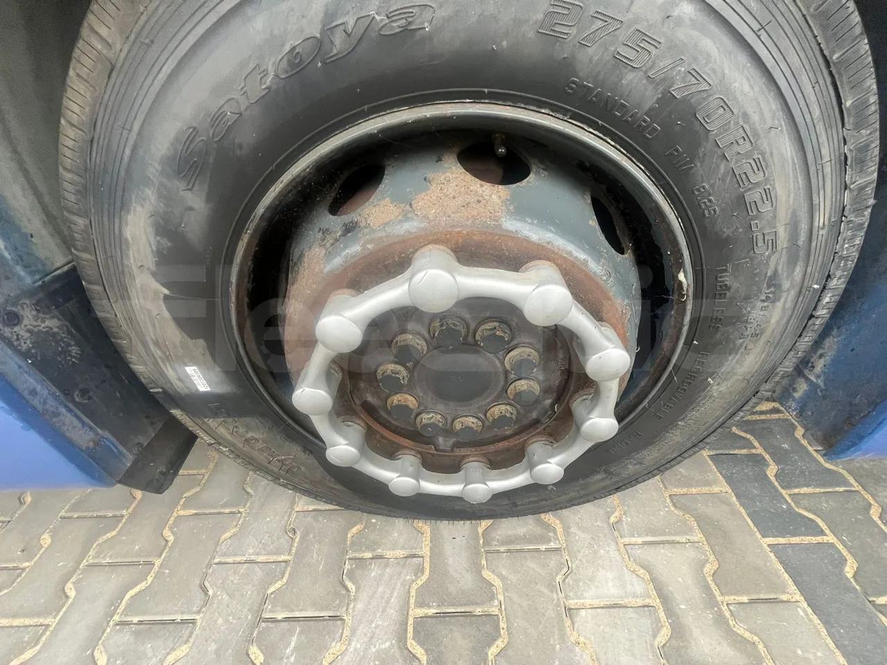 Mercedes-Benz Citaro EUR5 - 210kW - tread condition second axle tires right
