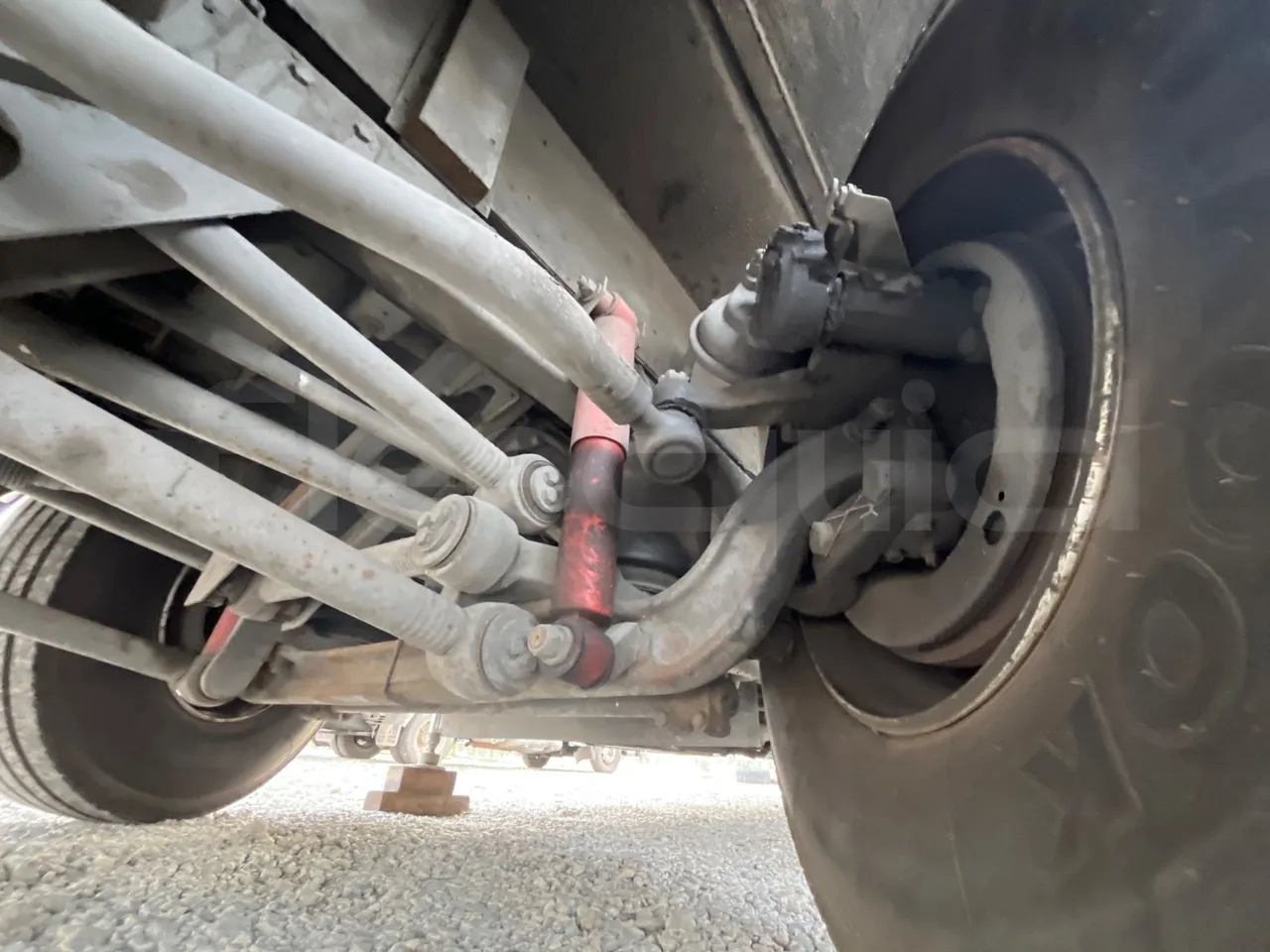 Volvo B10M 55/60 -EUR0-228kW -11.880m - front shock absorbers left