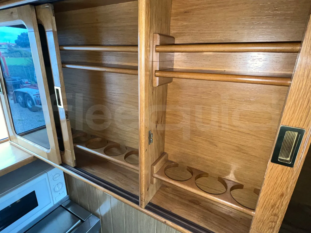 Volvo B10M 55/60 -EUR0-228kW -11.880m - roof hatch 2