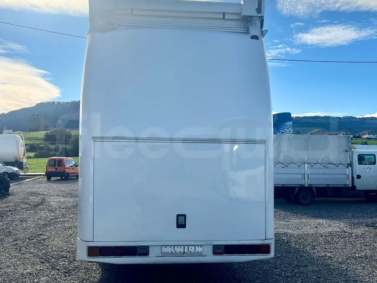Volvo B10M 55/60 -EUR0-228kW -11.880m - rear hatch closed