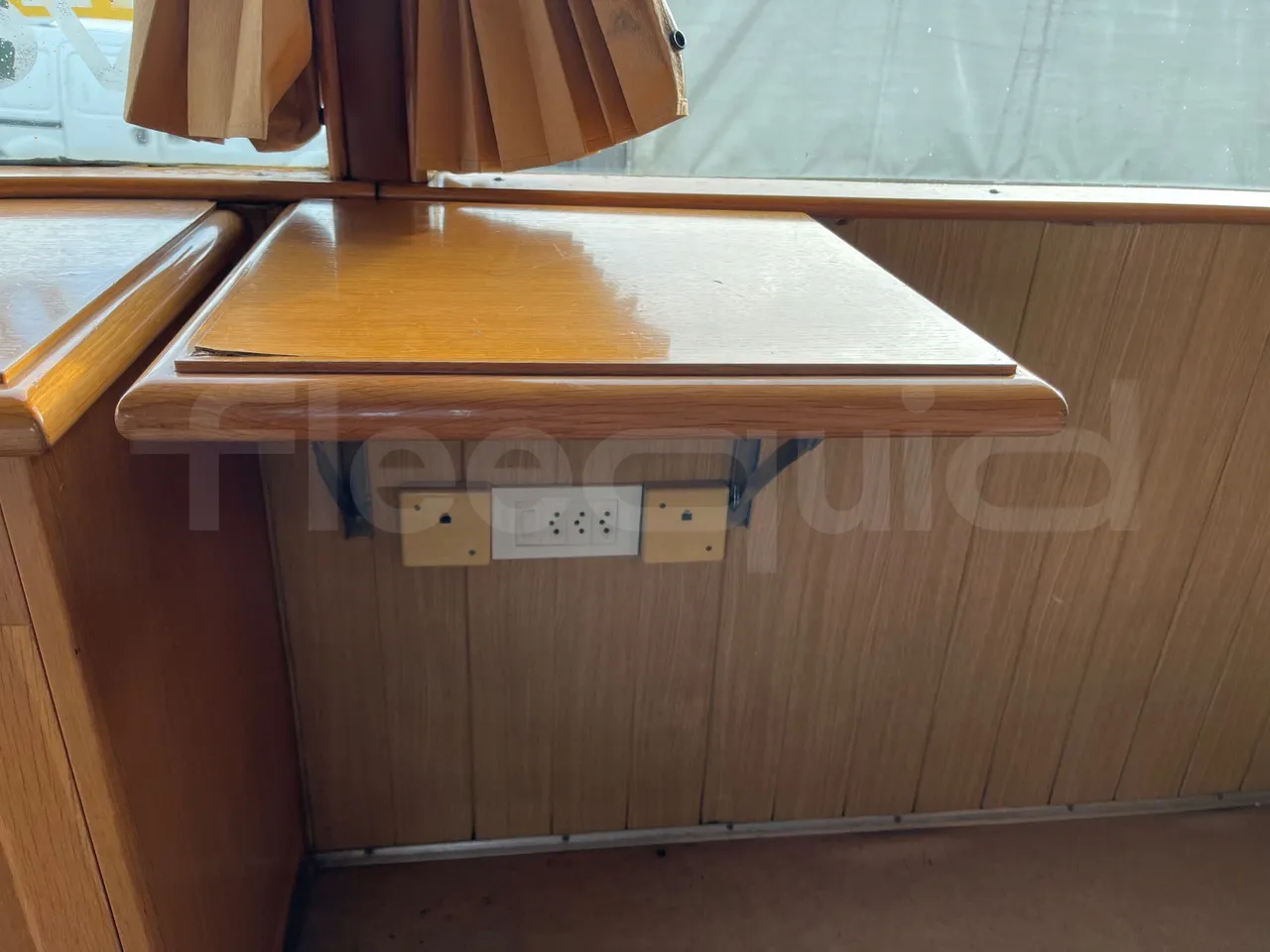 Volvo B10M 55/60 -EUR0-228kW -11.880m - table detail photo