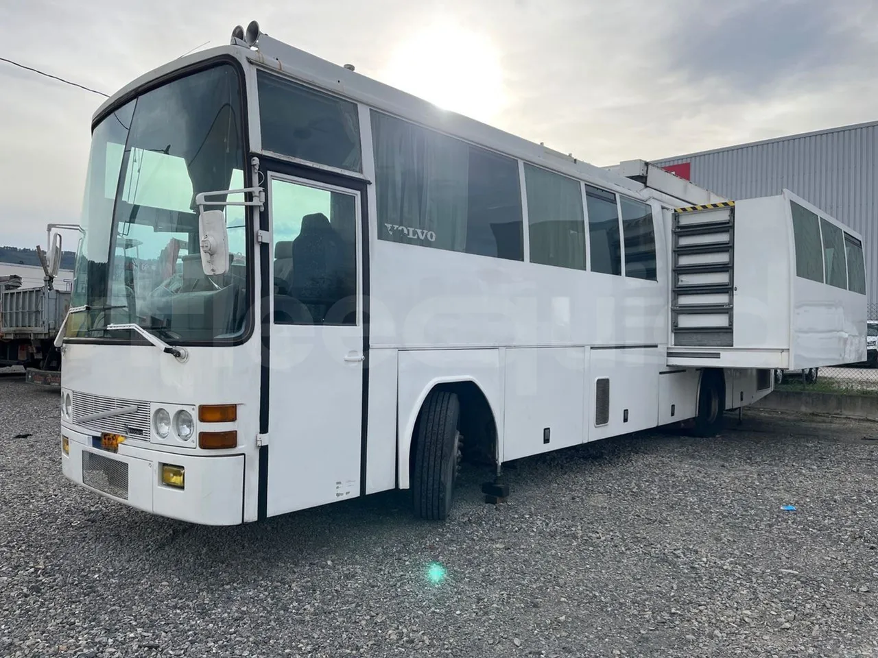 Volvo B10M 55/60 -EUR0-228kW -11.880m - turntable external (18m)