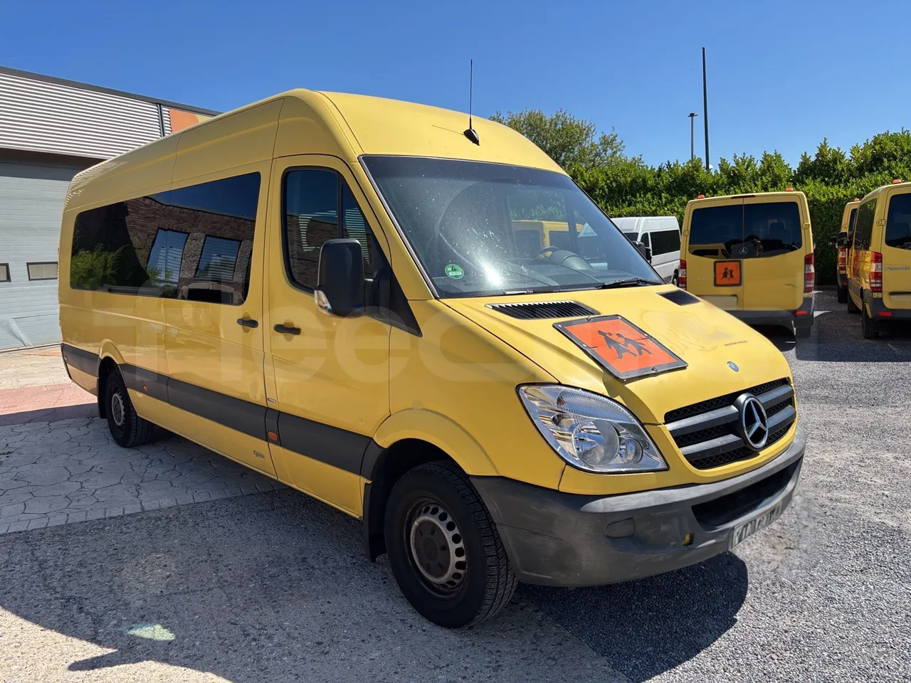 Mercedes-Benz Sprinter - Base cover photo