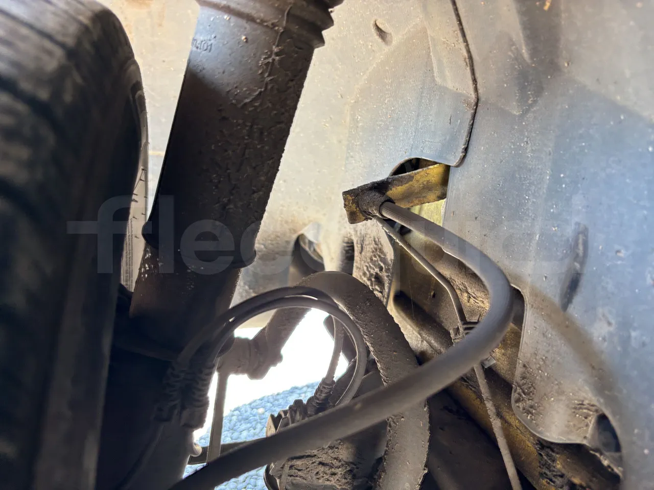 Mercedes-Benz Sprinter - First Axle Shock Absorbers Left Side