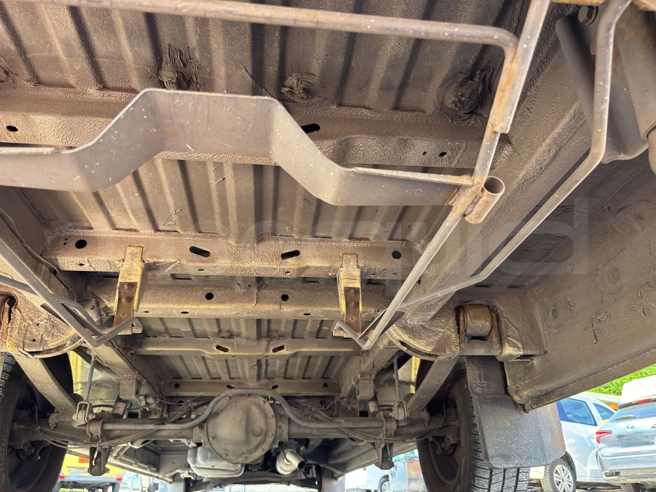 Mercedes-Benz Sprinter - Rear Undercarriage