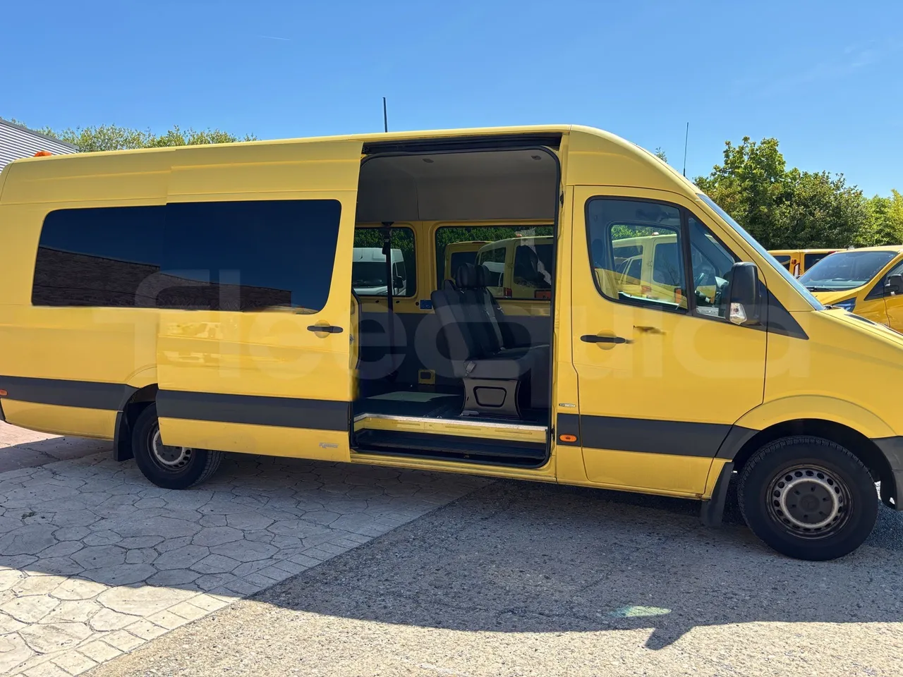 Mercedes-Benz Sprinter - Right Side Doors Open