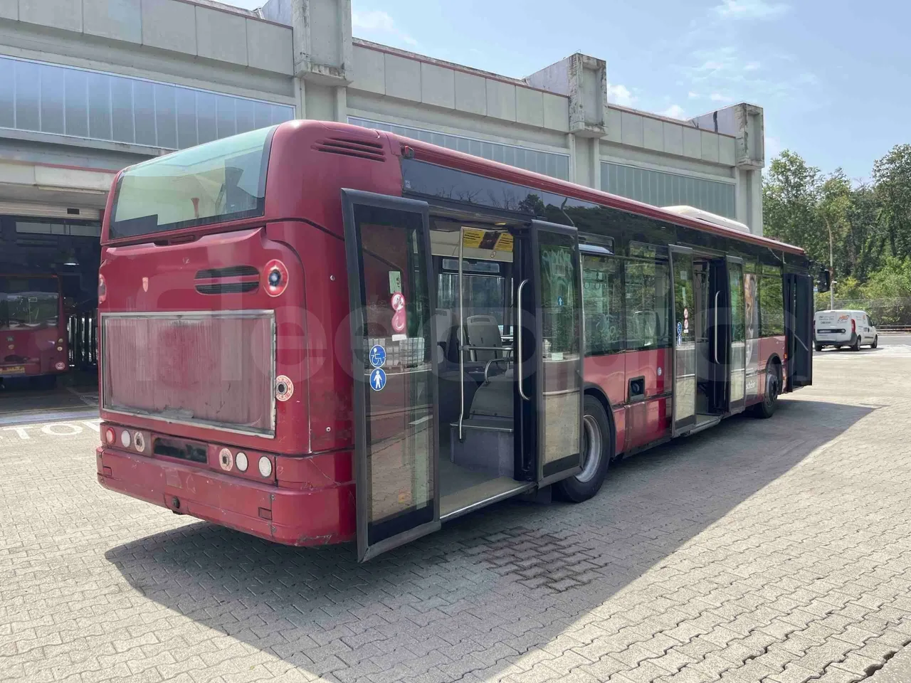 Iveco Citelis - 3/4 Rear Right Side Doors Open