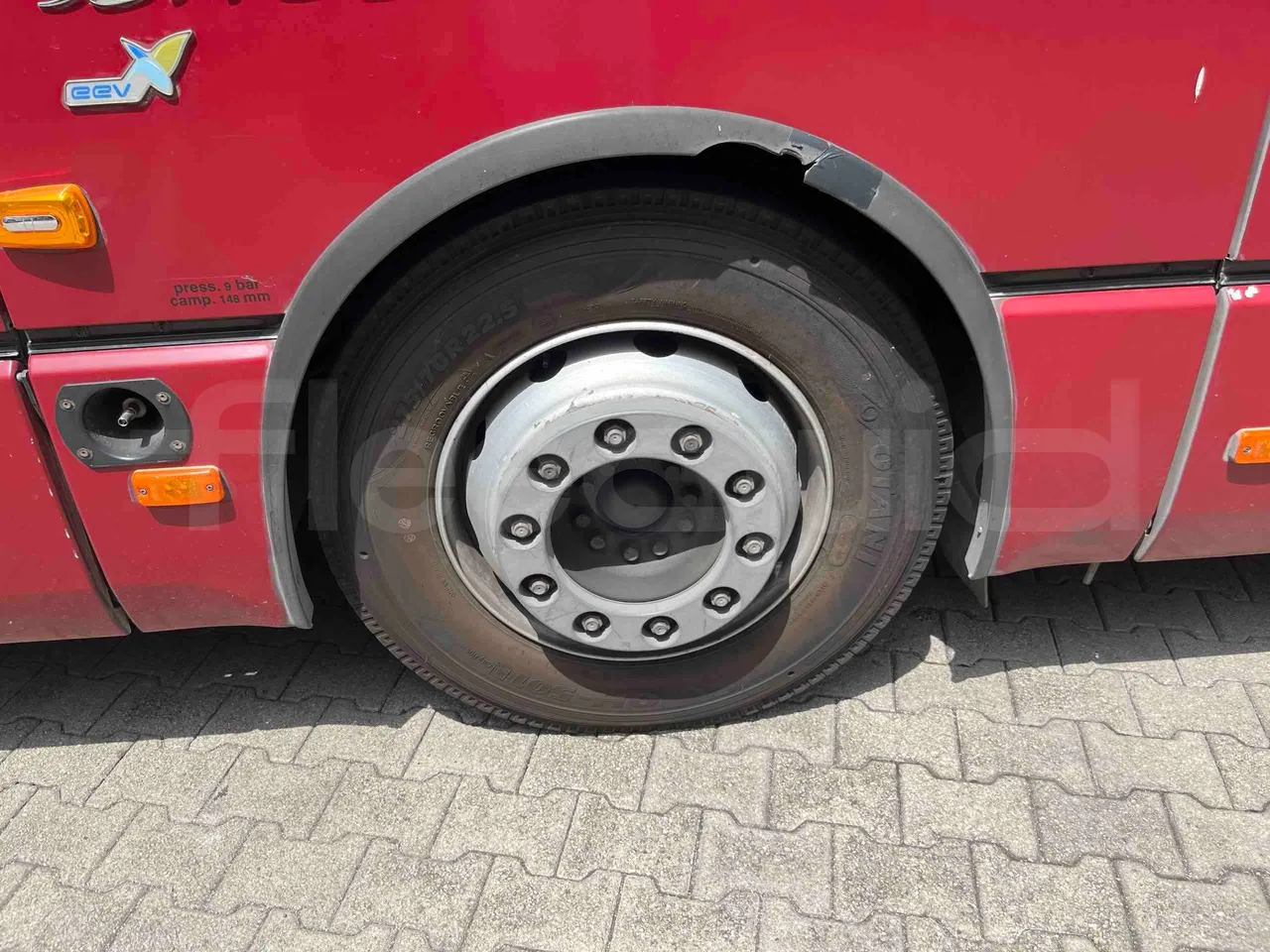 Iveco Citelis - First Axle Left Side: Complete Tyre