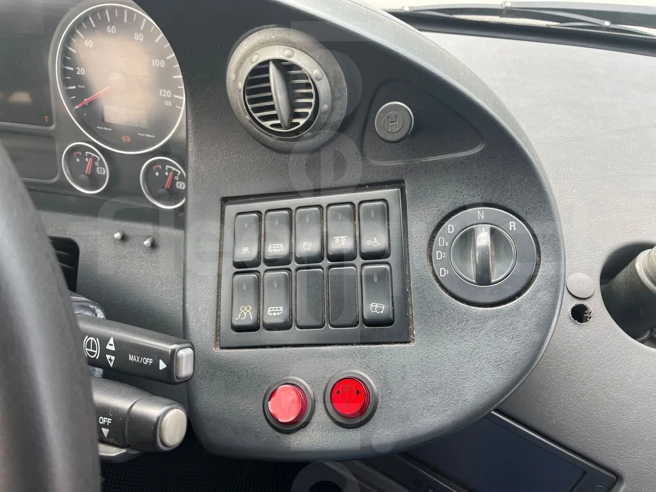 Man Lion's Regio L 360 - Euro5 - 265kW - 13.900mt - onboard devices 1