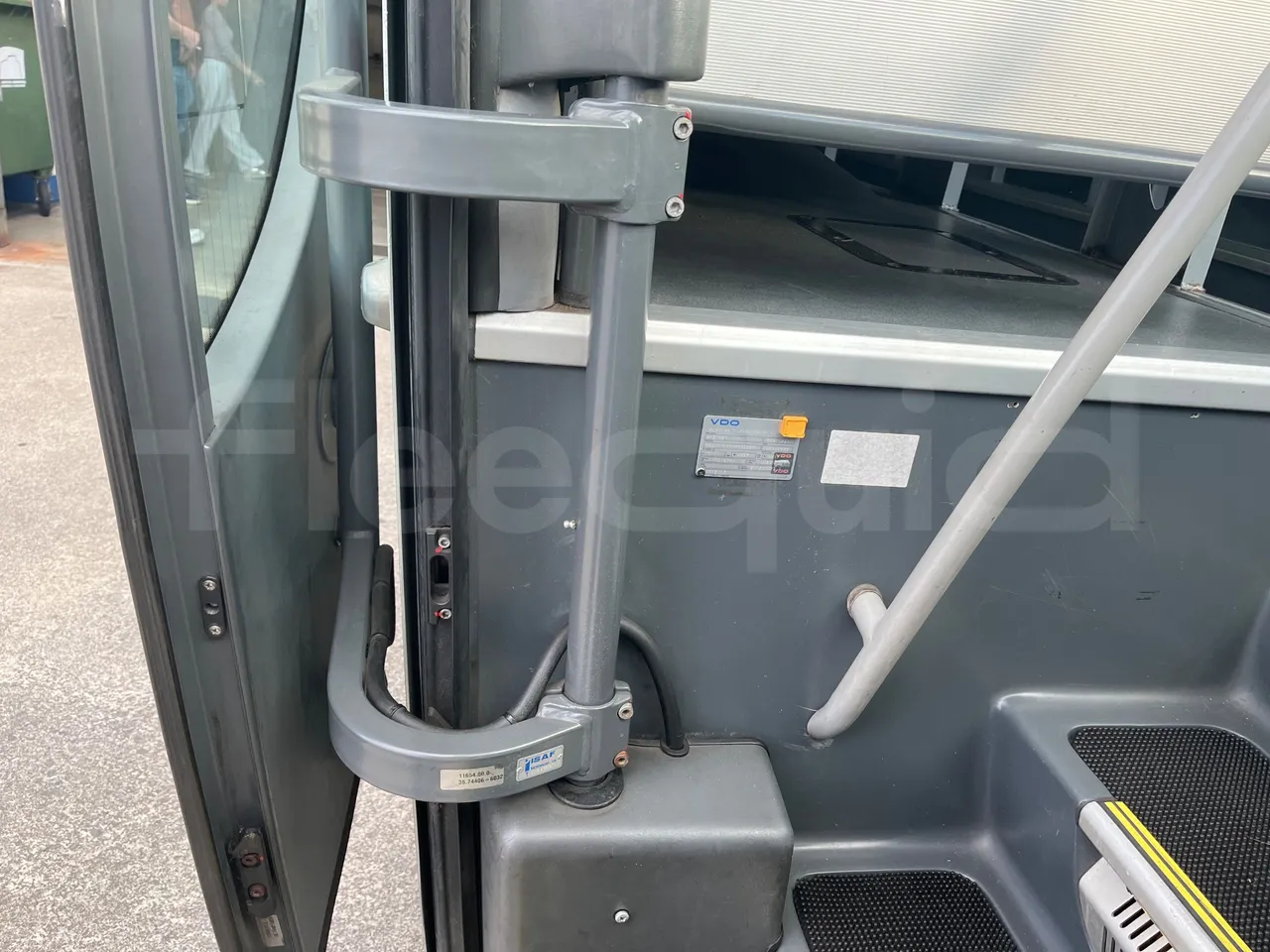 Man Lion's Regio L 360 - Euro5 - 265kW - 13.900mt - door mechanism photo