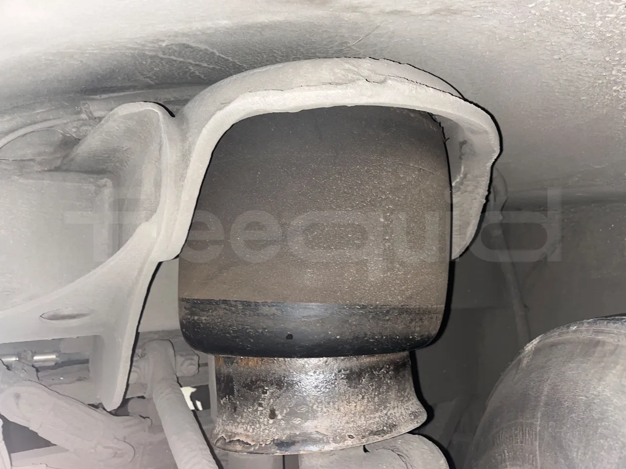 Man Lion's Regio L 360 - Euro5 - 265kW - 13.900mt - front air springs left