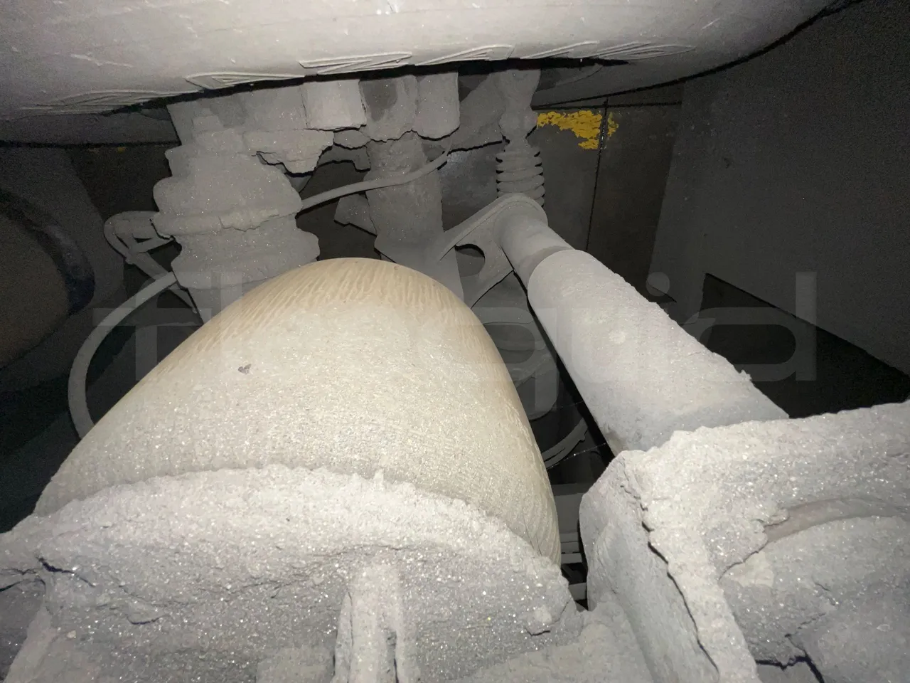 Man Lion's Regio L 360 - Euro5 - 265kW - 13.900mt - axel 3 shock absorbers 1 right