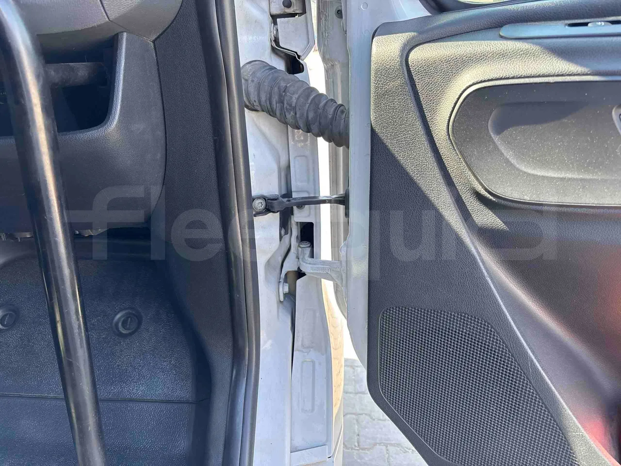 Mercedes-Benz Sprinter Mercus - Euro6 - 140kW - 7,400mt - door mechanism photo