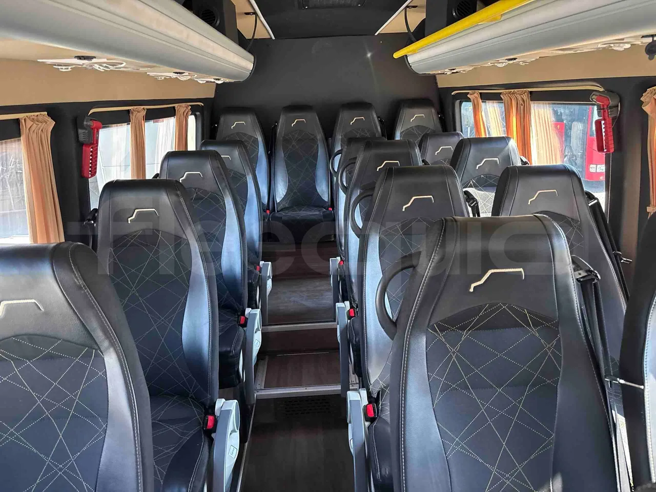 Mercedes-Benz Sprinter Mercus - Euro6 - 140kW - 7,400mt - reverse view middle aisle