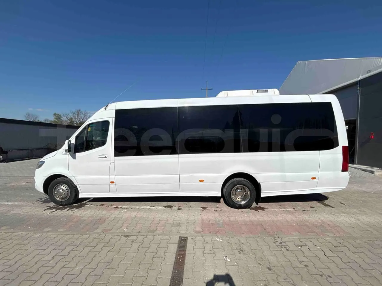 Mercedes-Benz Sprinter Mercus - Euro6 - 140kW - 7,400mt - left side photo