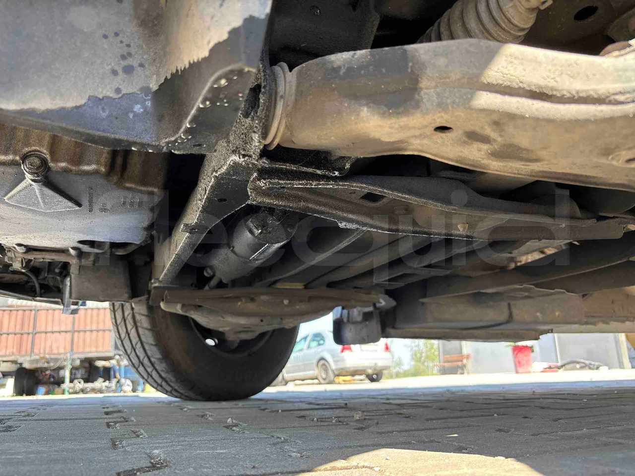 Mercedes-Benz Sprinter Mercus - Euro6 - 140kW - 7,400mt - front axle left side