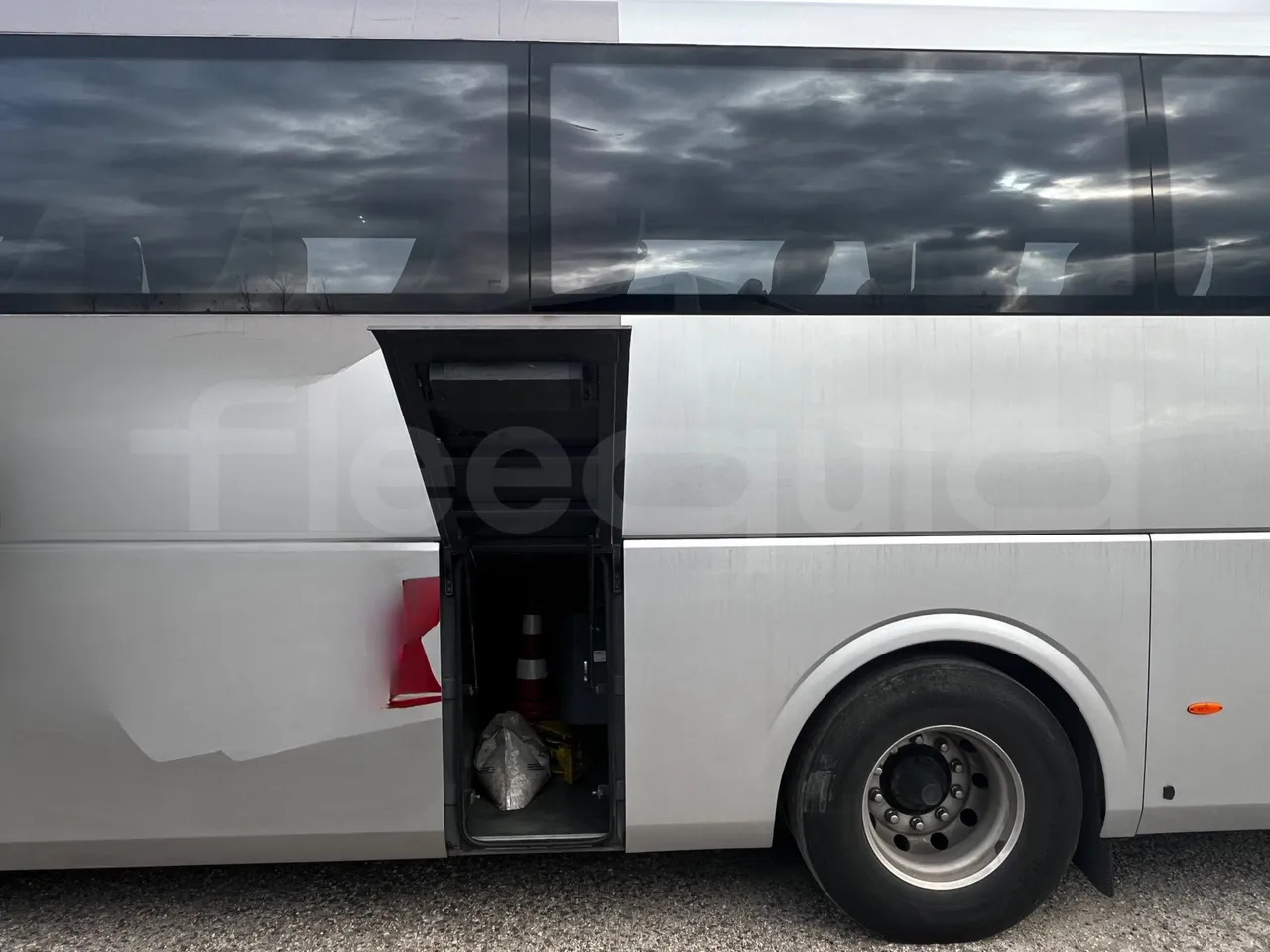 Irizar i6 12.35 - EUR6 - 305kW - 12.200m - front door 3 open