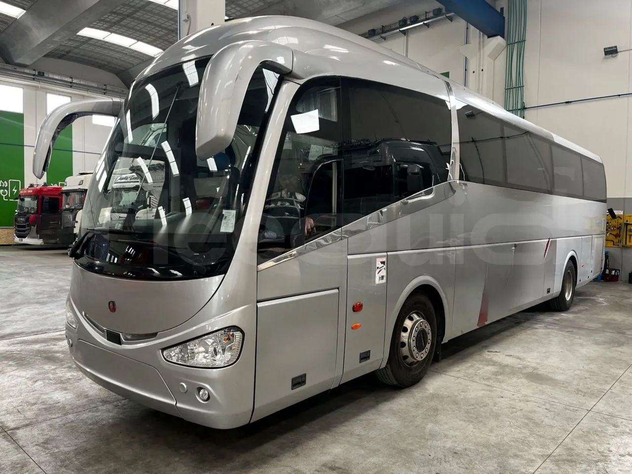 Irizar i6 12.35 - EUR6 - 305kW - 12.200m - 3/4 front left