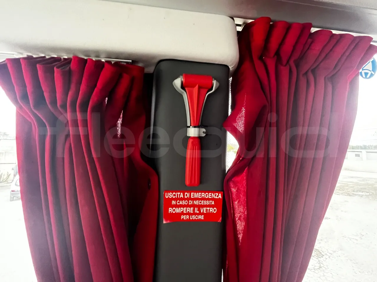 Irizar i6 12.35 - EUR6 - 305kW - 12.200m - camera accessories photo