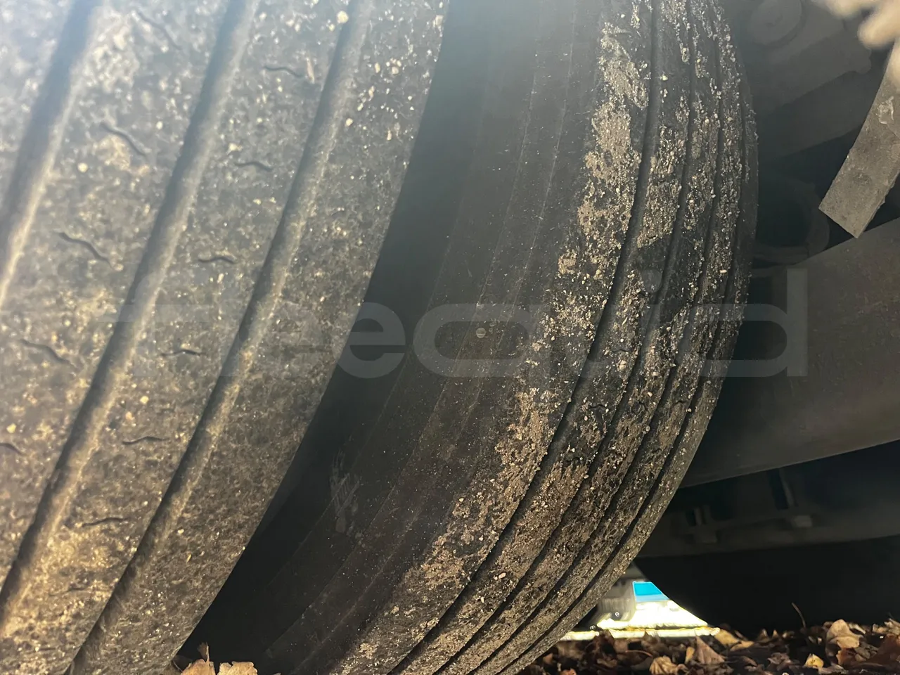 Irizar i6 12.35 - EUR6 - 305kW - 12.200m - tread condition second axle tires right