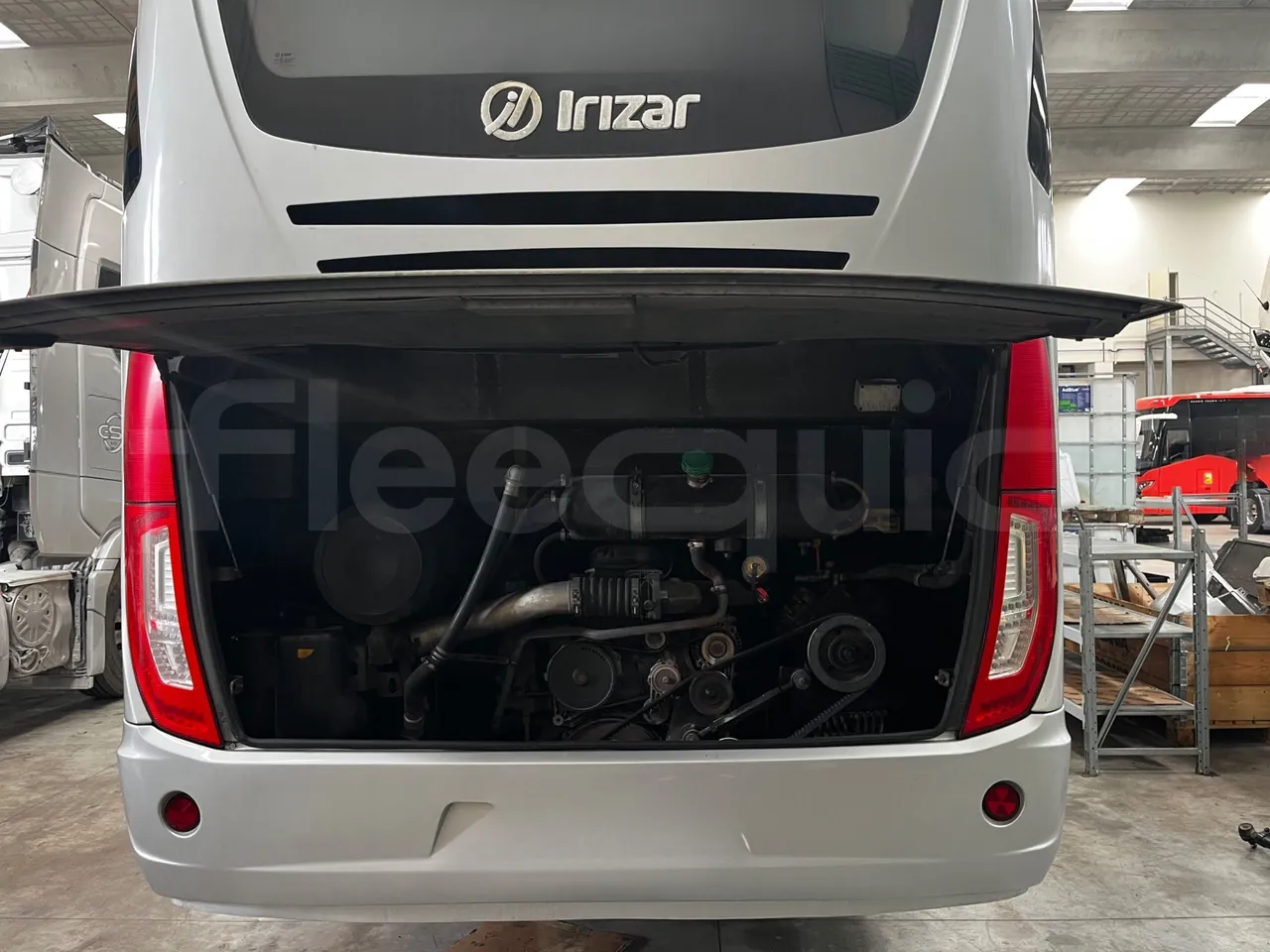 Irizar i6 12.35 - EUR6 - 305kW - 12.200m - rear hatch open