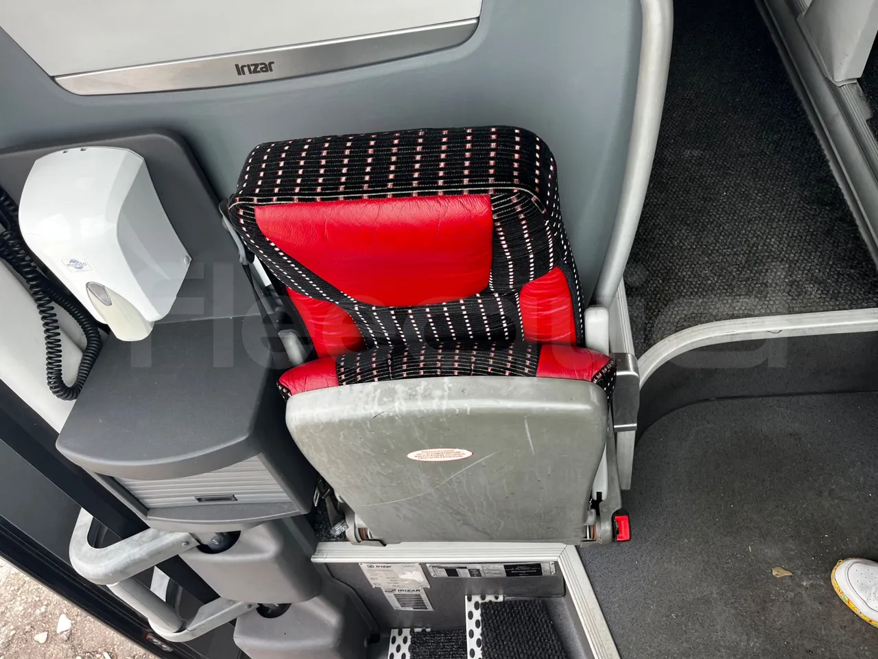 Irizar i6 12.35 - EUR6 - 305kW - 12.200m - hostess seat photo