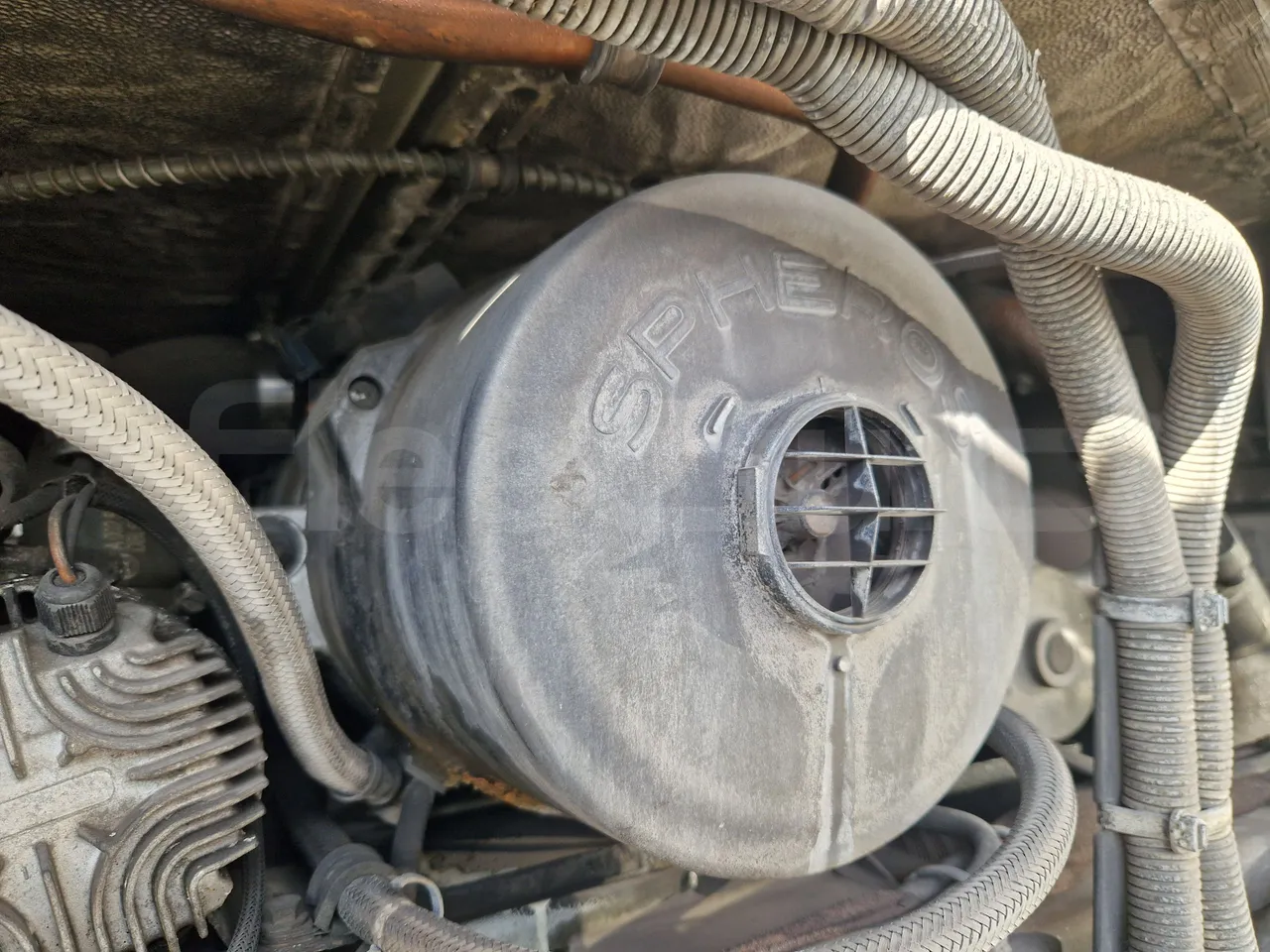 Mercedes-Benz Tourismo RHD / Euro 6 - 290 Kw - 12,140 Mt - preheater webasto photo